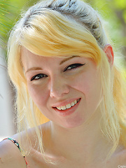 A Very Natural Beauty - Erotic and nude pussy pics at GirlSoftcore.com