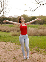 Ruby Corbett Fills Jeans - Erotic and nude pussy pics at GirlSoftcore.com