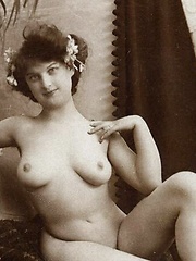 Several ladies from the 1920s showing their body - Erotic and nude pussy pics at GirlSoftcore.com