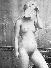 Anonymous girls hiding their face in the twenties - Erotic and nude pussy pics at GirlSoftcore.com