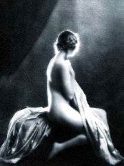 Anonymous girls hiding their face in the twenties - Erotic and nude pussy pics at GirlSoftcore.com