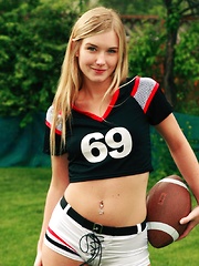 Jewel's SuperBowl Sunday - Erotic and nude pussy pics at GirlSoftcore.com