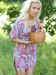 Gorgeous blonde teen chick with a basket of peaches taking off clothes outdoor on the nature. - Erotic and nude pussy pics at GirlSoftcore.com