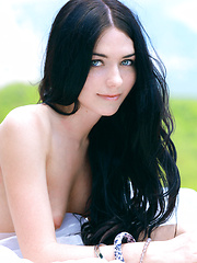 Olivia turns a carefree stroll in a natural reserve park into a daring striptease escapade that is daring and as well as delightful. - Erotic and nude pussy pics at GirlSoftcore.com