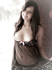 Sexy teen in lingerie - Erotic and nude pussy pics at GirlSoftcore.com