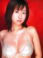 Asian model Hitomi Kitamura Posing - Erotic and nude pussy pics at GirlSoftcore.com