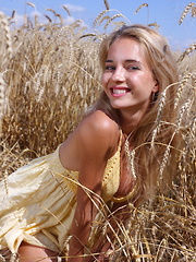 Amazing blonde babe visits the country side to spread her sexiness and show off her beautiful teen body and curves. - Erotic and nude pussy pics at GirlSoftcore.com