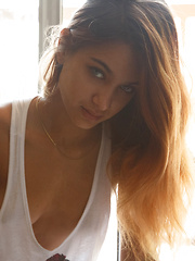 Uma Jolie Husky Rescue - Erotic and nude pussy pics at GirlSoftcore.com