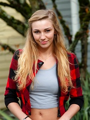 Kendra College Freshman - Erotic and nude pussy pics at GirlSoftcore.com