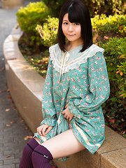 Japanese gravure Mai Araki - Erotic and nude pussy pics at GirlSoftcore.com