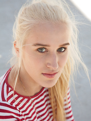 Robin Medina I Said Blonde - Erotic and nude pussy pics at GirlSoftcore.com