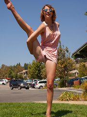 April Grantham Monkeyin Aroun - Erotic and nude pussy pics at GirlSoftcore.com