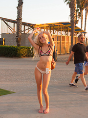 Naomi Woods In Dogtown USA - Erotic and nude pussy pics at GirlSoftcore.com